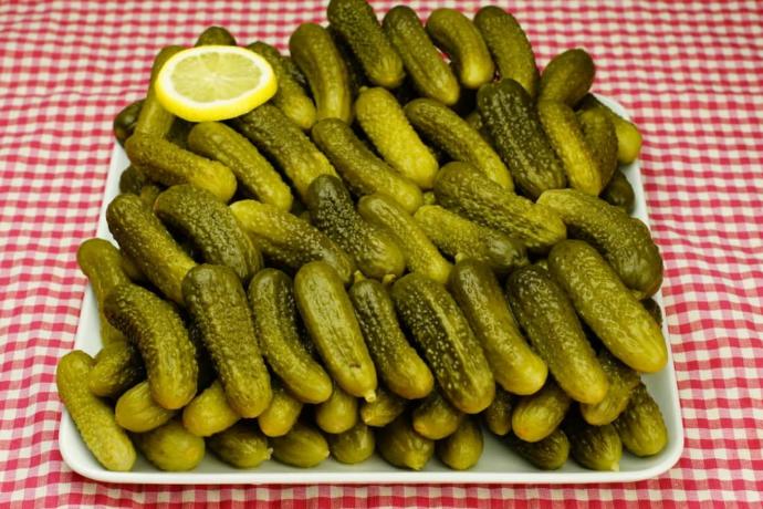 Kıtır, kıtır ve sert kornişon turşusu nasıl kurulmalıdır?