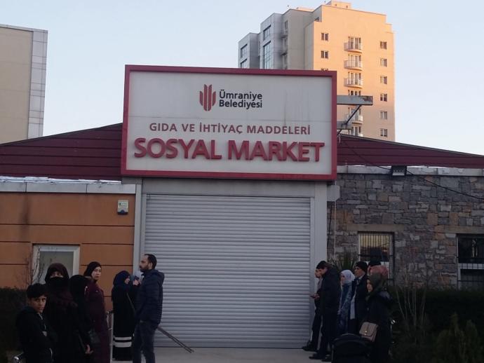 1977 tüp ve yağ kuyrukları yerini 2019 sebze kuyruklarına bıraktı! Bir sonraki kuyruk için tahmininiz var mı?