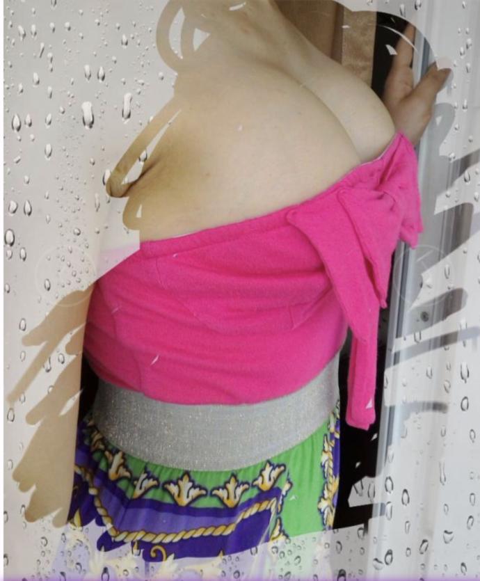 Silikon meme hakkında ne düşünüyorsunuz, seksi geliyor mu yoksa çok mu yapay geliyor?