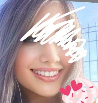 Dişlerinizi göstererek gülünce fotoğraflarda güzel çıkıyor musunuz?