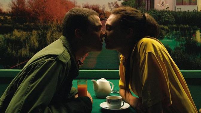 Gaspar Noe' nin yönetmenliğini yaptığı "Love" filmini izleyen var mı?