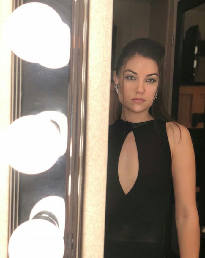 Sasha Grey inanılmaz çekicilikte değil mi ya?
