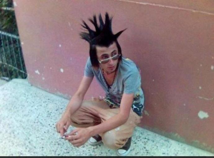 Erkeklerde en itici bulduğunuz saç modeli hangisi?
