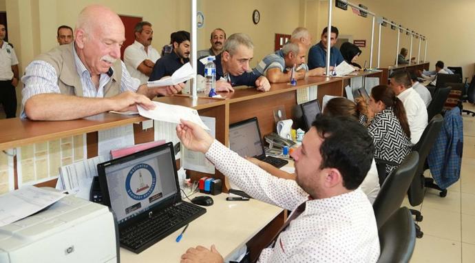 Ülkede en gözde mesleğin memurluk olmasının nedeni nedir?