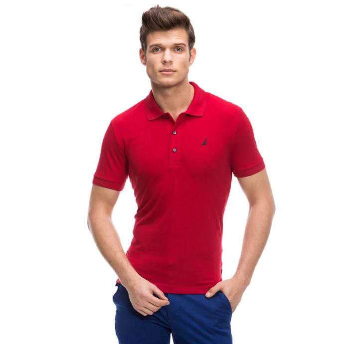 Yakışıklı kaslı abimin yıllarca uğraştığı kaslarını belli edecek hangi polo almalıyım?