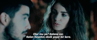 Ayrılıklarda kalana mı daha zor yoksa gidene mi?