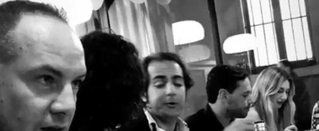 Şeyma Subaşı, İtalyan sevgilisiyle aynı yatakta poz vererek, kimlere ne tür bir mesaj vermiştir?