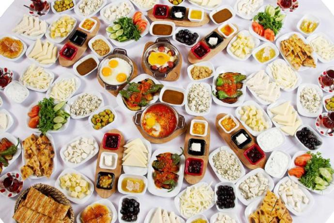 Pazar kahvaltısının olmazsa olmazı nedir?
