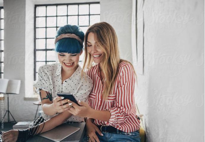 WhatsApp’ta durum atanların daha geleneksel, Instagram’da story atanlarınsa daha modern olduğu doğru mu?
