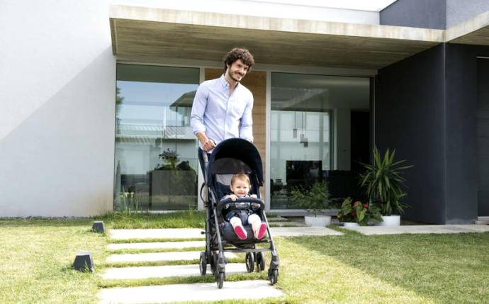 Ebeveynlerin eli ayağı olan baston pusetlerden sizce hangisi daha kullanışlı?
