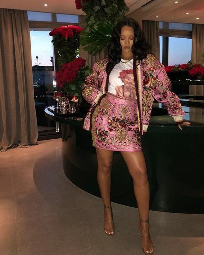 Dolce&Gabbana markasını en iyi taşıyan ünlü star sizce kim?