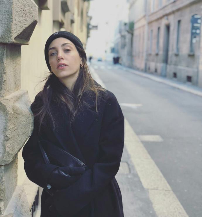 Hande erçel mi öykü karayel mi daha güzel?