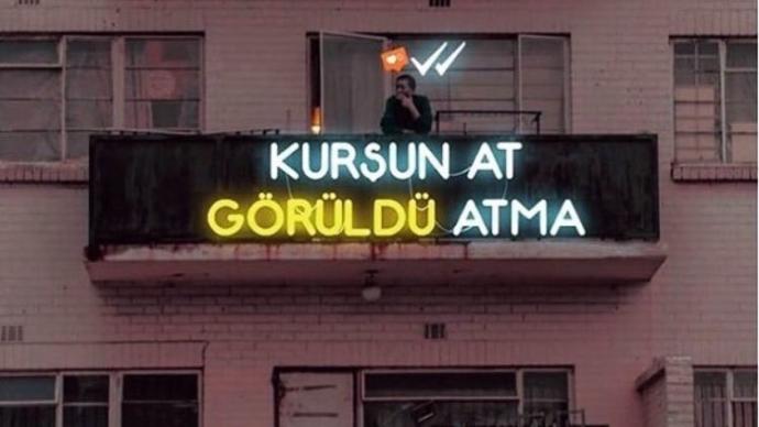 - öyle ölmem, mermi at 😒