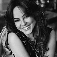 Ebru Gündeş’in imzalı albüm nasıl alabilirim?