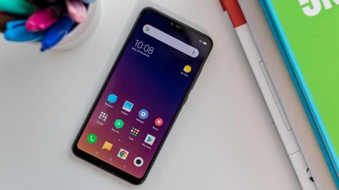 Yeni aldığım Xiaomi Mi 8 Lite telefonuma hangi kılıf seçmeliyim?