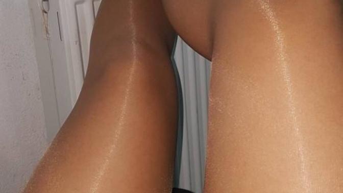 Teninizi Siyah çorap mı daha seksi gösterir, Ten çorap mı?