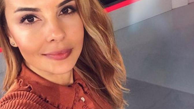 DENİZ SATAR SİZCE DE ÇOK GÜZEL BİR SUNUCU DEĞİL Mİ?