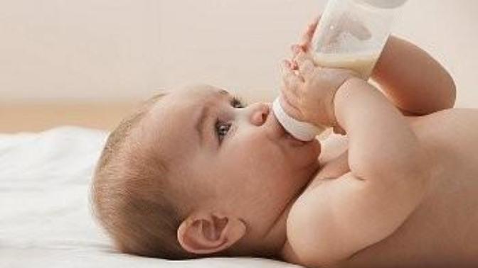 6 ay üzeri bebekler için hangi mama daha faydalı olur?