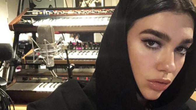 Dua LiPA çok seksi değil mi 😈 ?