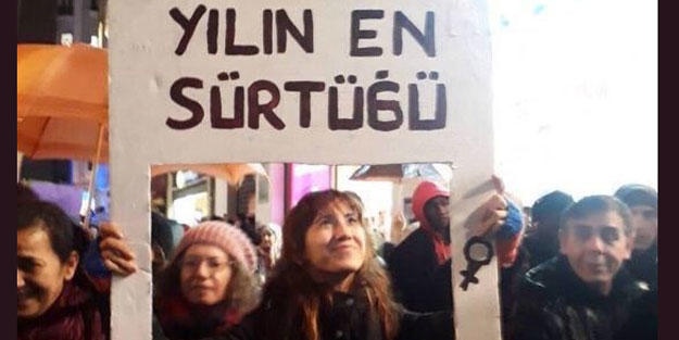 8  Mart  Kadınlar Gününde açılan bu pankart hakkında düşünceniz ne?