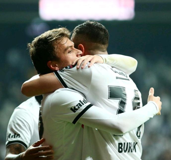 BEŞİKTAŞ 3-2 Konyaspor! Nasıldı sizce maç?