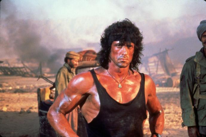 Rambo filmi fırtınalar estirmeye hazırlanırken, Slyvester Stallone hazırlık sürecinde zorlanıyor! Rambo serisini seviyor musunuz?