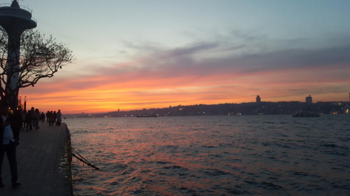Üç vakte kadar fal hediyen var! Senin burcuna en huzur veren manzara hangisi?