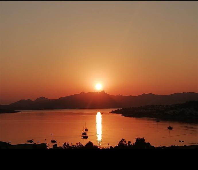Üç vakte kadar fal hediyen var! Senin burcuna en huzur veren manzara hangisi?