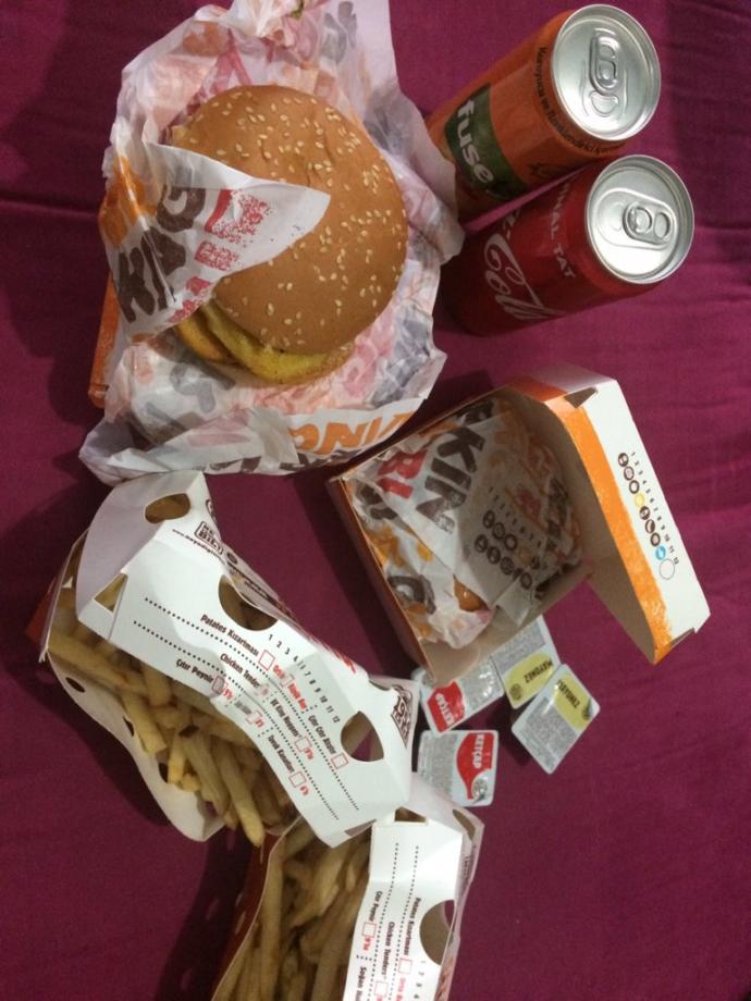 Burger King mi, Mc Donalds mı 🙆‍♀️🙆‍♀️?