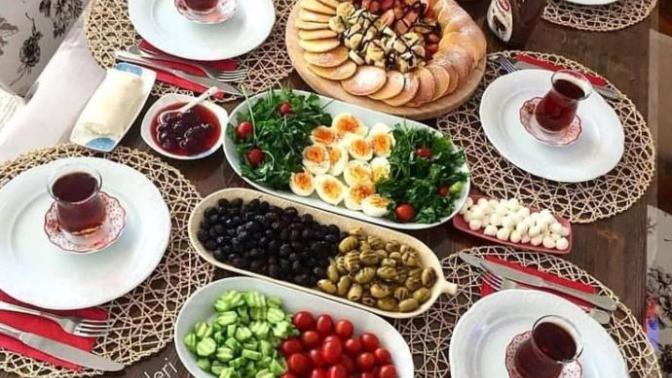 KS'de imece usulü bir pazar kahvaltısı düzenlenseydi kahvaltıya ne getirirdin?