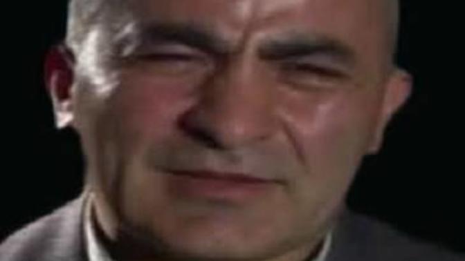 " Gün geçer azalır sevgi, degişir herşeyin rengi" mi, yoksa "ölüyommm Tülaayyy nolur geri dönnnn "mü?