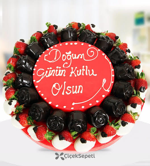 Bugün ben hariç kimin doğum günü?😀?