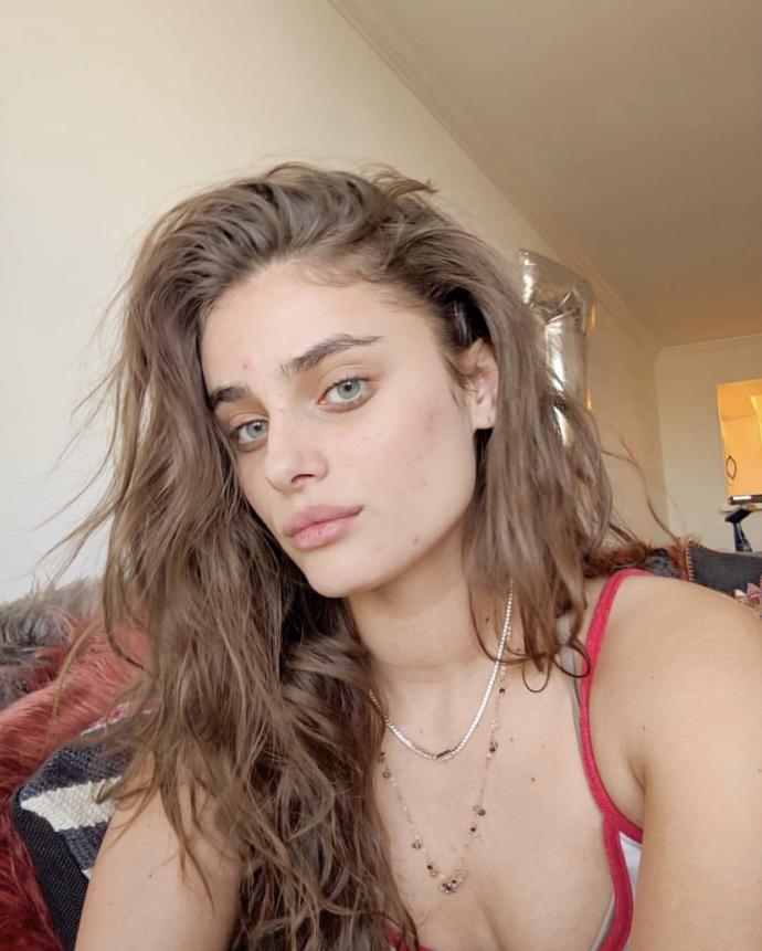 Sizce Taylor Hill güzel mi ?