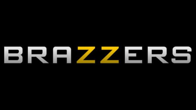 Brazzers Film Şirketinden Oyunculuk Teklifi Alsanız Kabul edermiydiniz ?