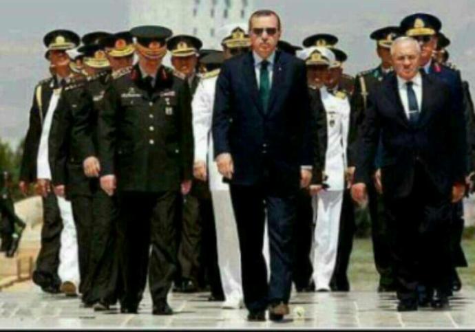 Recep Tayyip Erdoğan cidden karizmatik değil mi?