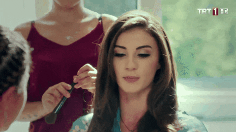 Aslan burcu erkeği nasıl kadınlardan hoşlanır?