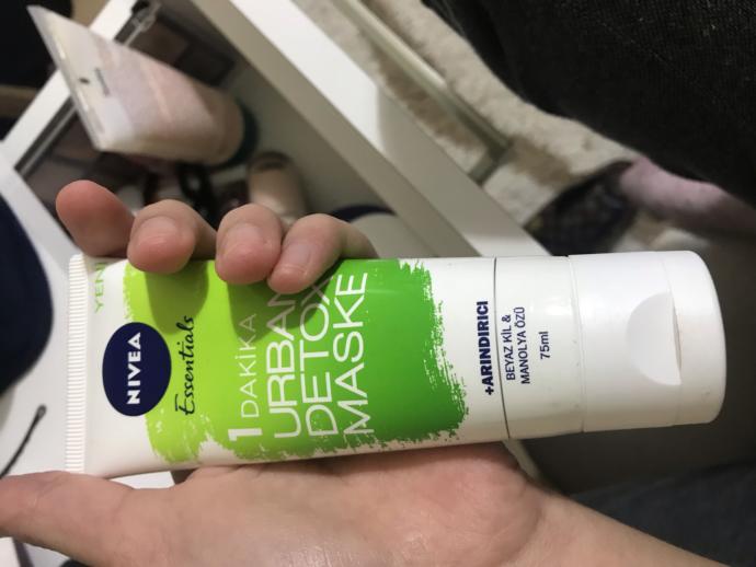 Ya az önce maske yapayım dedim yüzüm bu hale geldi, geçer mi?