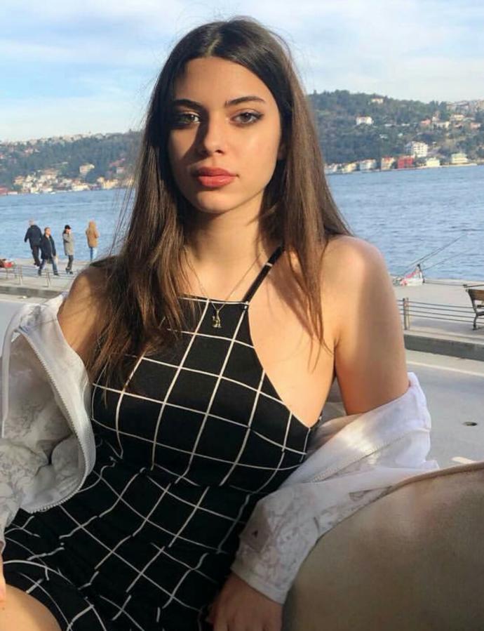 Hangi havalı kız daha güzel daha çekici?