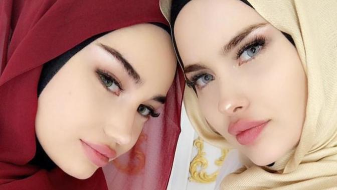 Genelde türbanlı kızların kendi gibi değilde başı açık kızlarla arkadaşlıkları daha mı az olur?