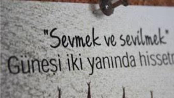 Insan sevmeye mi sevilmeye mi ihtiyaç duyar?