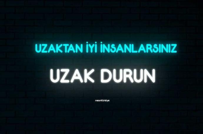 KScanlar en sevdiği neon yazıları paylaşabilir mi?