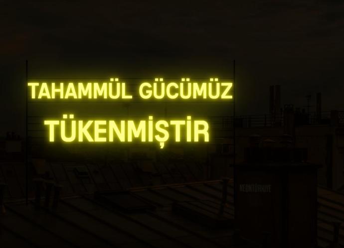 KScanlar en sevdiği neon yazıları paylaşabilir mi?