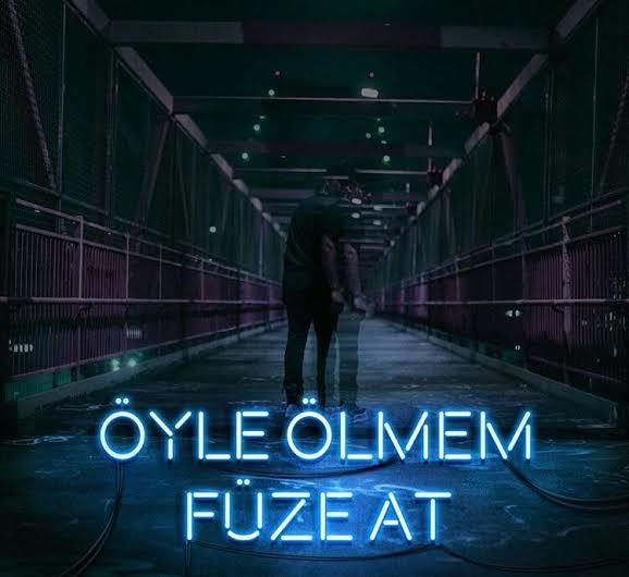 KScanlar en sevdiği neon yazıları paylaşabilir mi?
