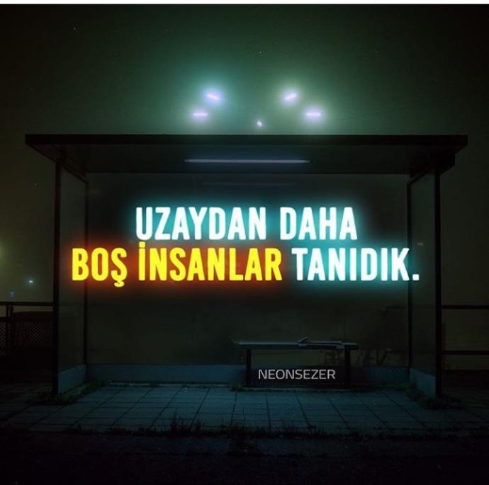 KScanlar en sevdiği neon yazıları paylaşabilir mi?