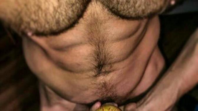 Bir erkeğin cüssesi ile penis boyu, işlevi, kalınlığı arasında bir orantı var mı?