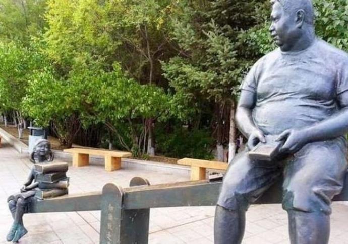''Bileği güçlü kişi bir kişiyi yıkar, bilgisi güçlü ise bin kişiyi.'' Bilginizin gücü ile en son kaç kişi yıktınız?