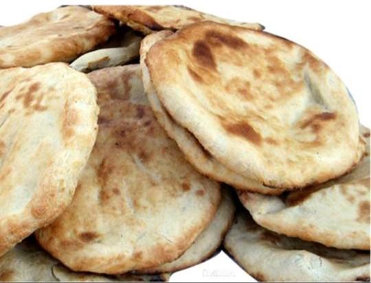 Bazlama ekmeği mi, Fırın ekmeği mi? Tandır ekmeği mi? Hangisi sizin damak zevkinize hitap ediyor?