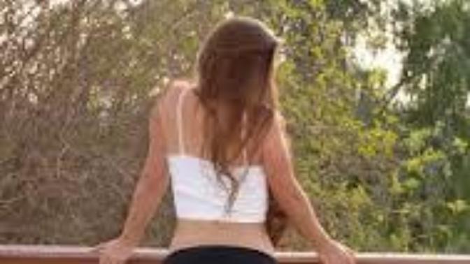 Minili kızlar çok seksi değilmi?