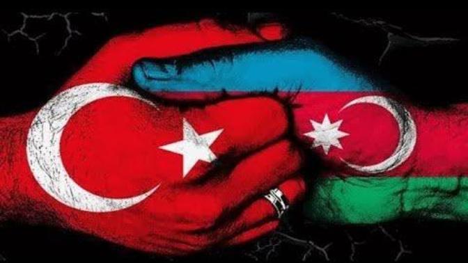 Prof. Dr. İlber Ortaylı’dan ‘Azeri’ uyarısı! Azeri kelimesi halkları ayrıştırıyor mu? Ya da biz bir miyiz?