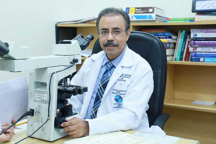 Doktor öğretim üyesi mi daha tecrübelidir yoksa uzman hekim mi?